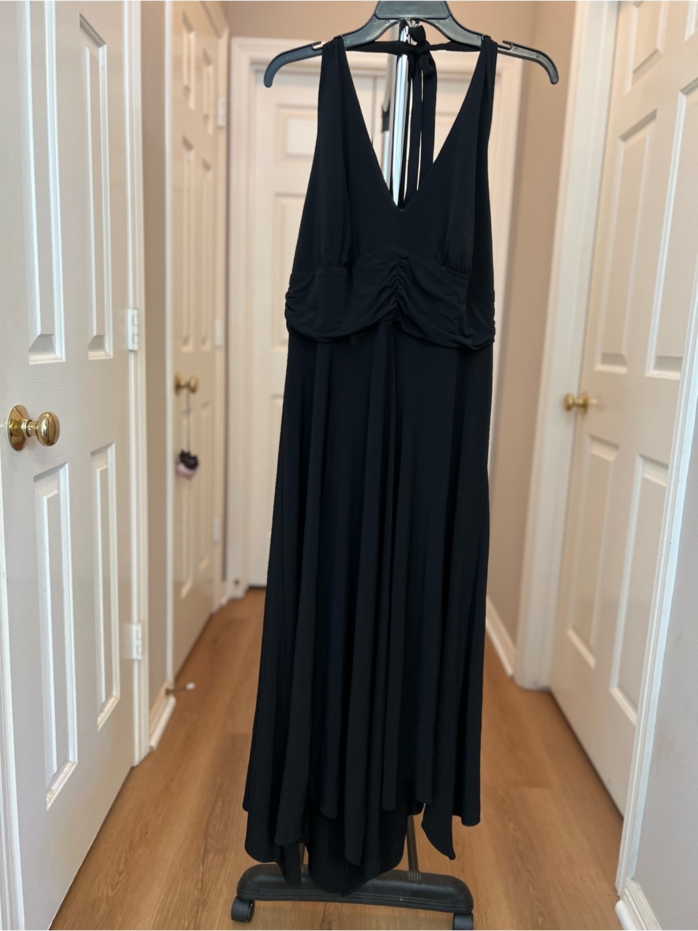 Robbie Bee Black Maxi Dress